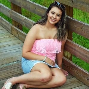 Meet your Posher, Jillian